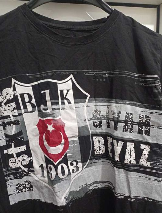 Оригинална фенска тениска на Бешикташ