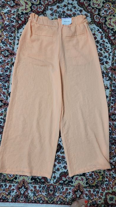 Pantaloni wide leg femei- Sinsay, marimea M- noi, cu eticheta