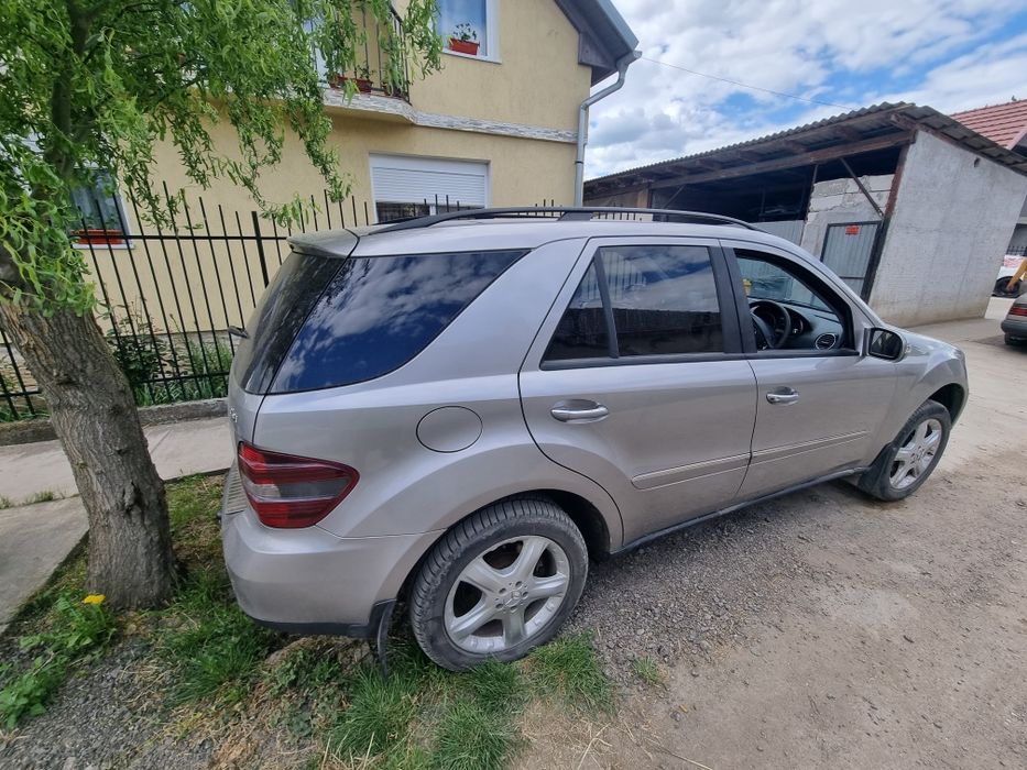 Dezmembrez mercedes ml 320 w164 3.0