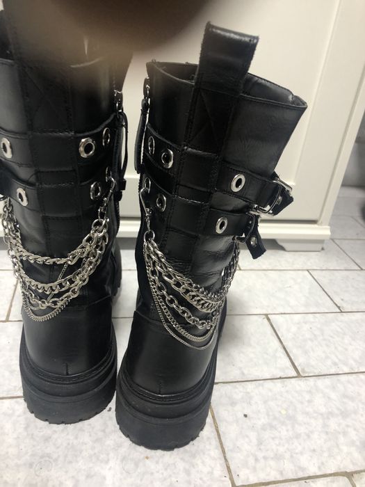 Ghete joase din piele cu siret