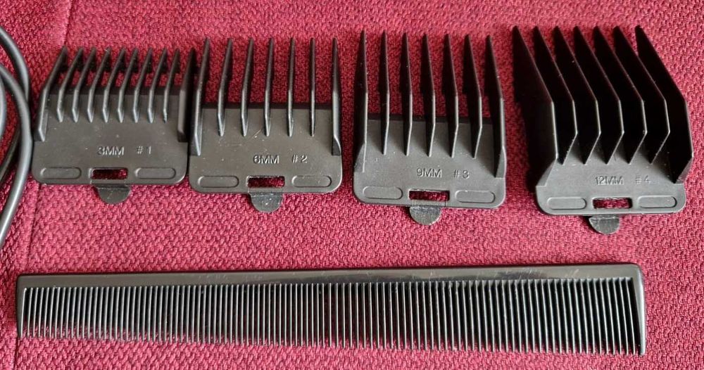 Masina de tuns Remington HC230C