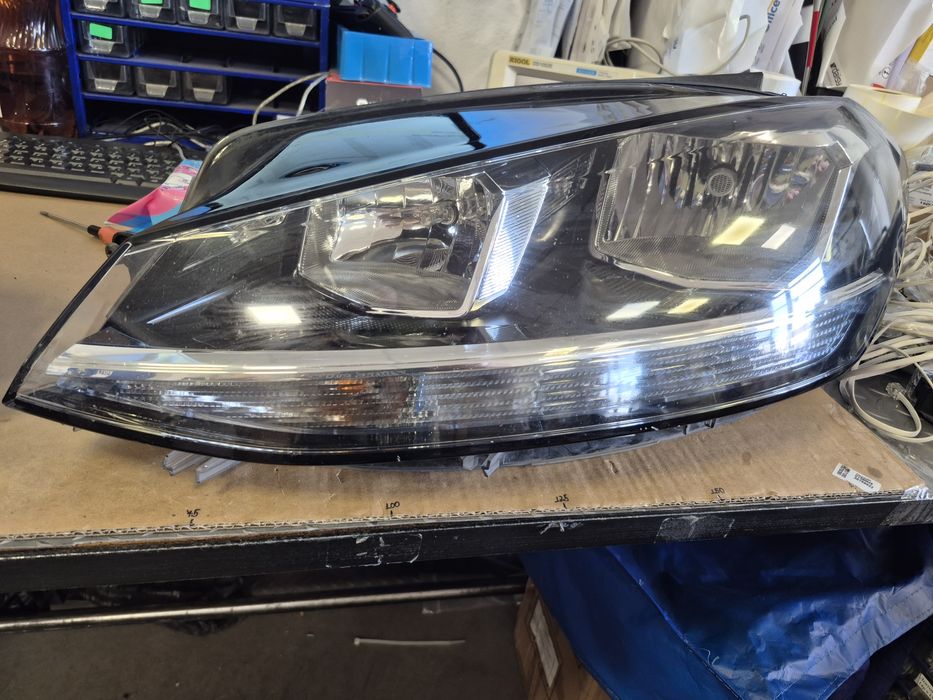 Фарове за Volkswagen Golf 7.5 variant