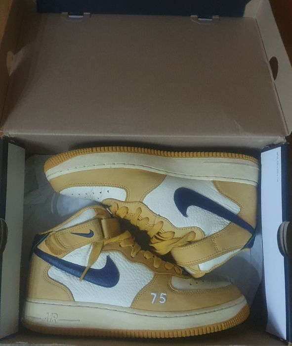 Air Force 1 Mid Paris