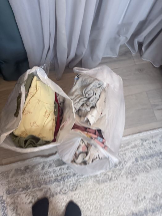 Отдам даром вещи от 0 до 8 мес, девочке