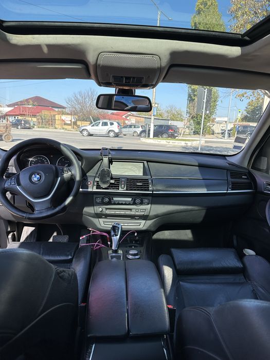 Vând bmw x5 e70