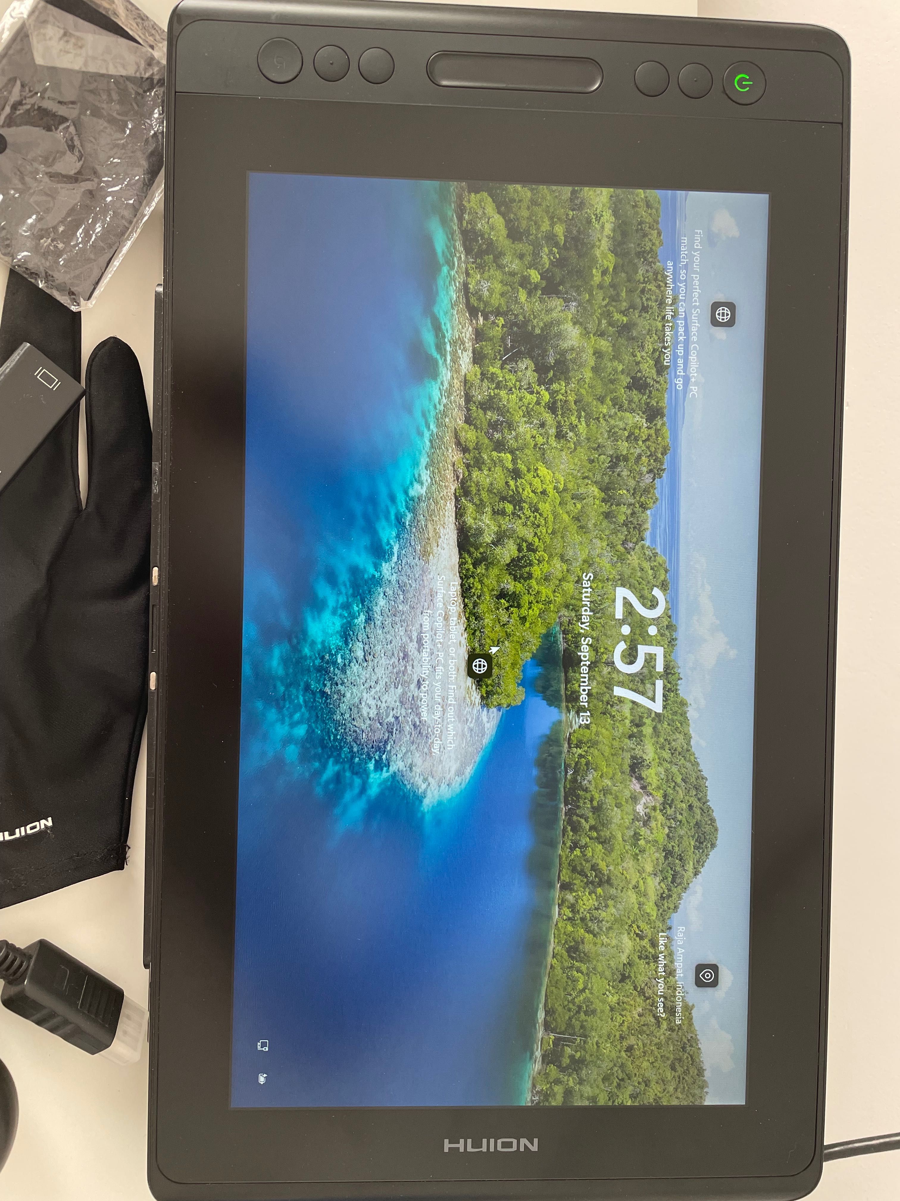 Графичен таблет Huion Kamvas pro 13 GT133