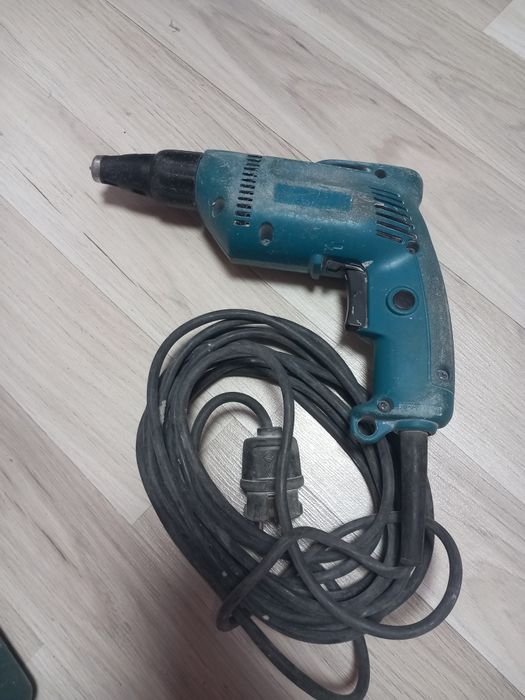 Винтоверт за гипскартон Makita 6821 3 бр