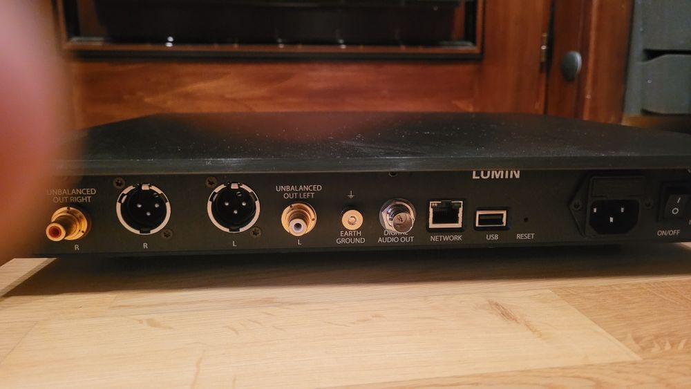 Lumin T2 audiophile network player cu DAC