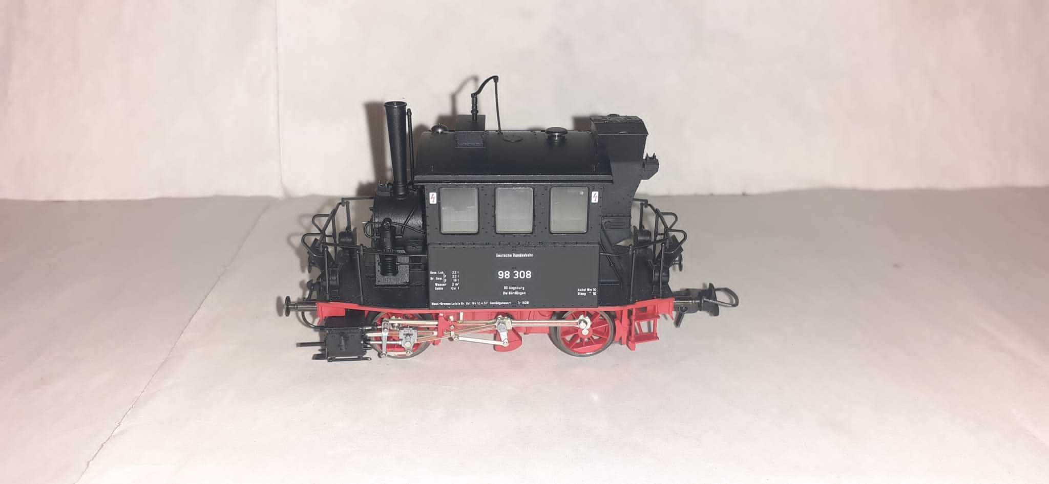 Locomotiva digitala Trix br 98 Glaskasten scara HO trenulet electric