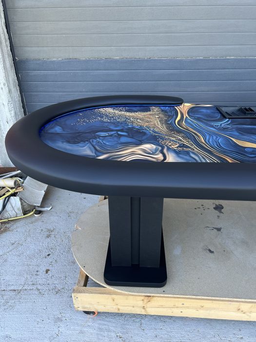 Masa poker art deco paint cu LED si intrare dealer CustomTables.eu