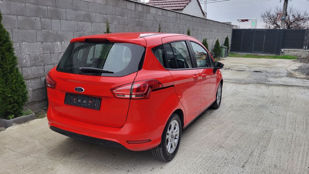 Ford B max din 2014 Ecobust motor 1.0 101 cp cu climatronic