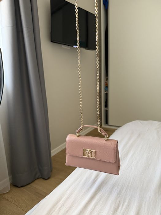 Продавам две Чанти Furla