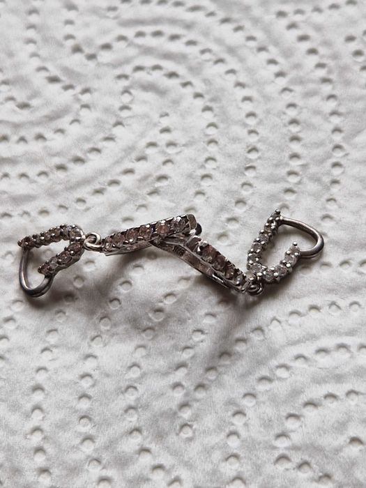 Cercei din argint cu inimă și pietre – stare impecabilă