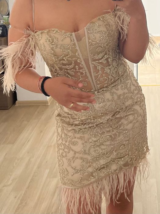 5 модела Официални рокли носени веднъж хс,с,м