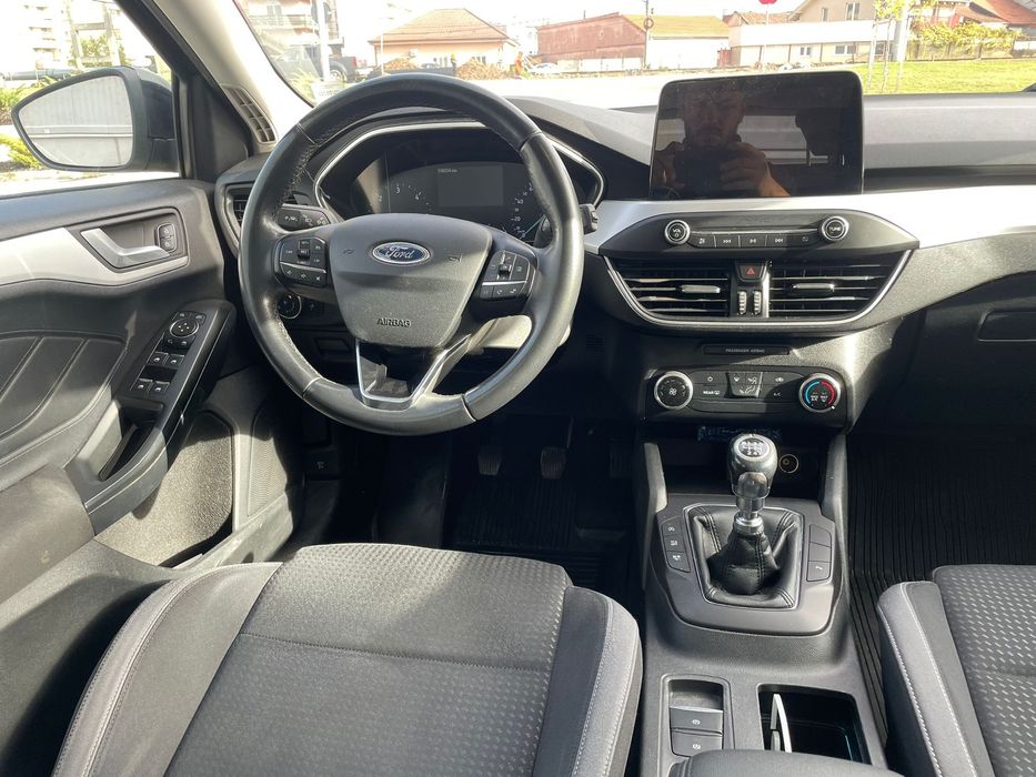 Ford Focus 2019,Diesel,Combi