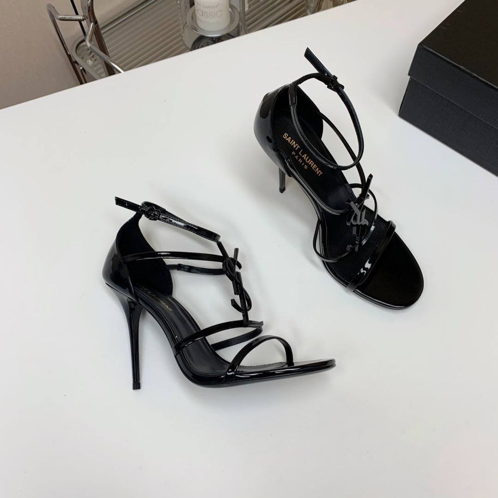 Pantofi Saint Laurent