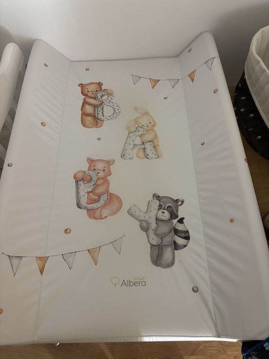 Masa de infasat bebelusi