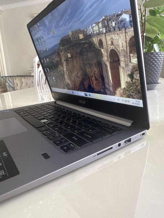 Acer Swift 1 ноутбук/ультрабук