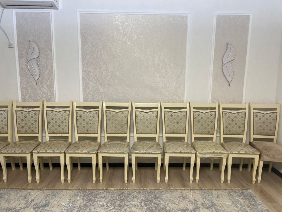 Продам стол со стульями