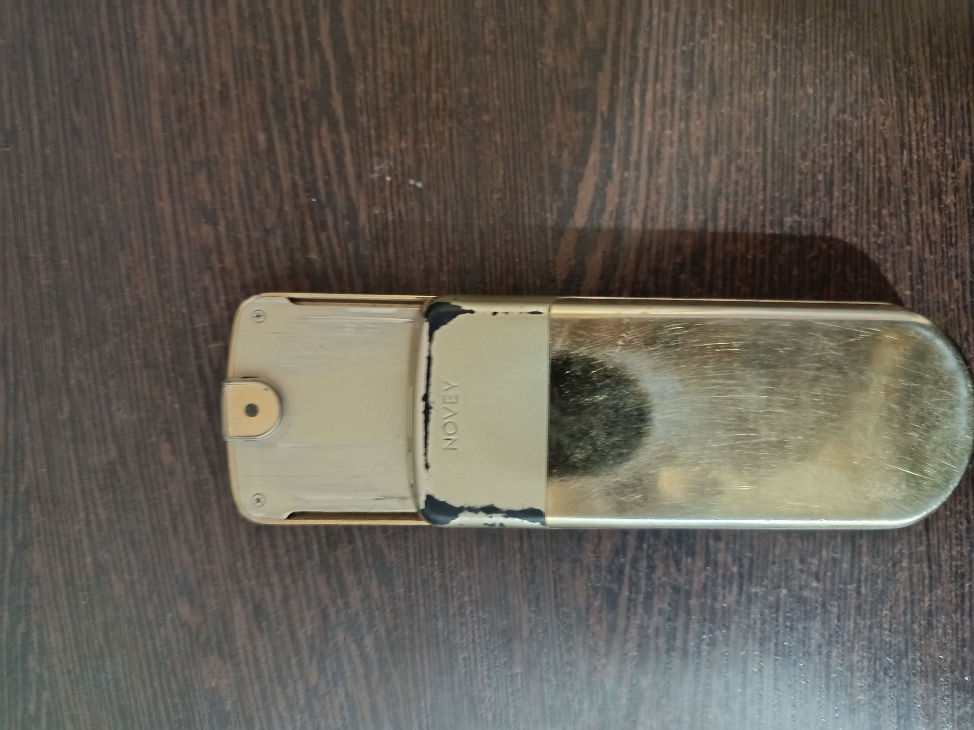 Novey telefoni sotiladi Holati alo