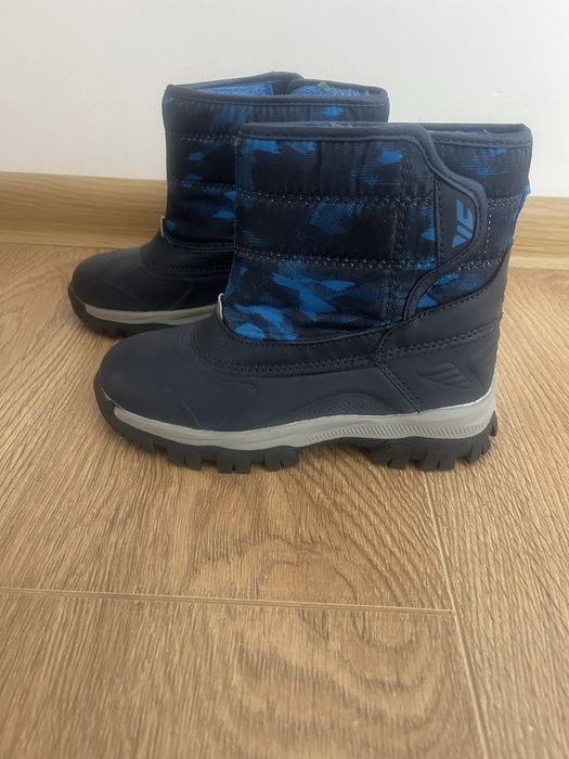 Нови детски ботуши/апрески 30н