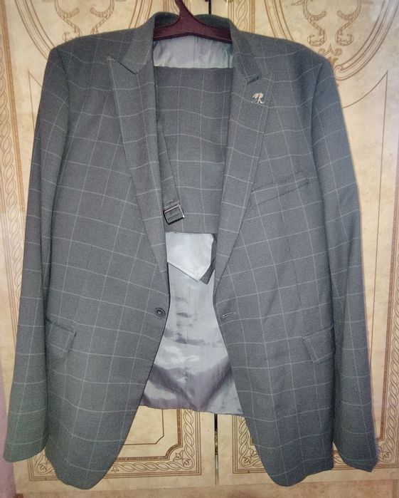 Костюм шалбар тройка турецкий.