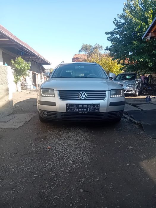 Vând Volkswagen Passat 1.9 tdi