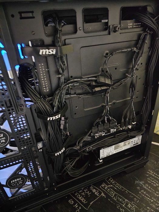 High-End Гейминг PC RTX 5070 Ti и i7-14700K