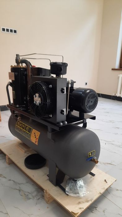 SAAB AIR COMPRESSOR инвертор 5,5 KVT винтовой воздушный компрессор