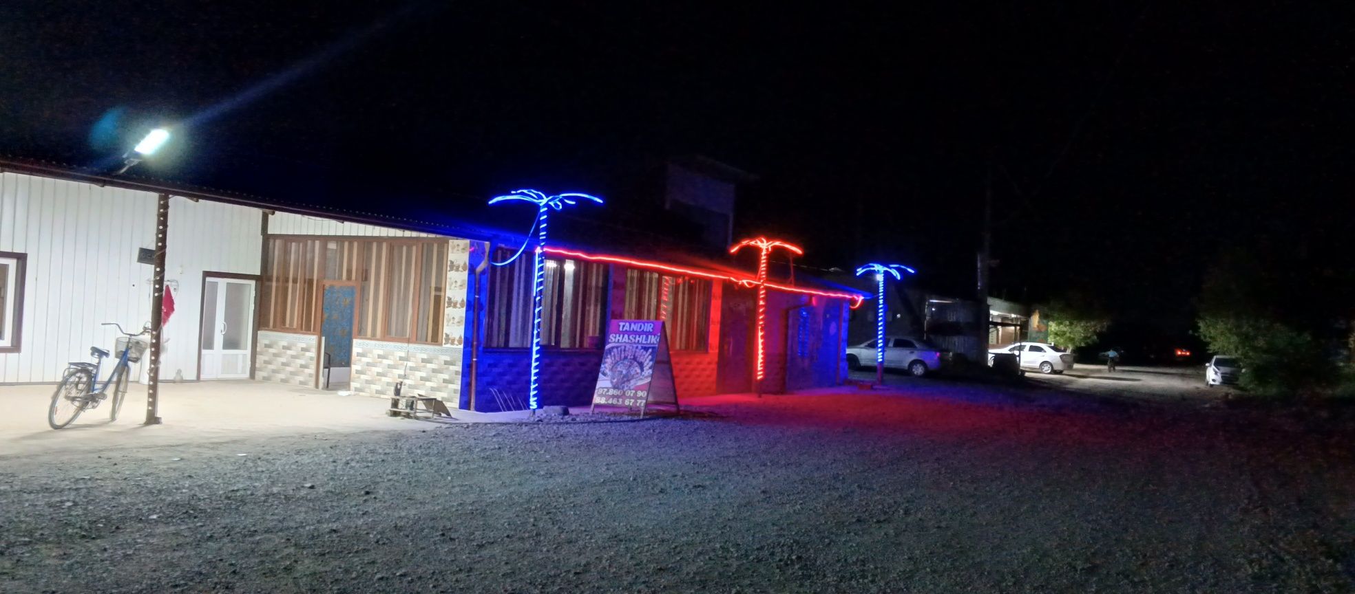 Tayyor ishlab turgan kafe sotiladi