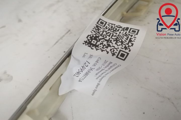 Ornament Crom Dreapta Bara Spate Original In Stare Buna Bentley Bentay