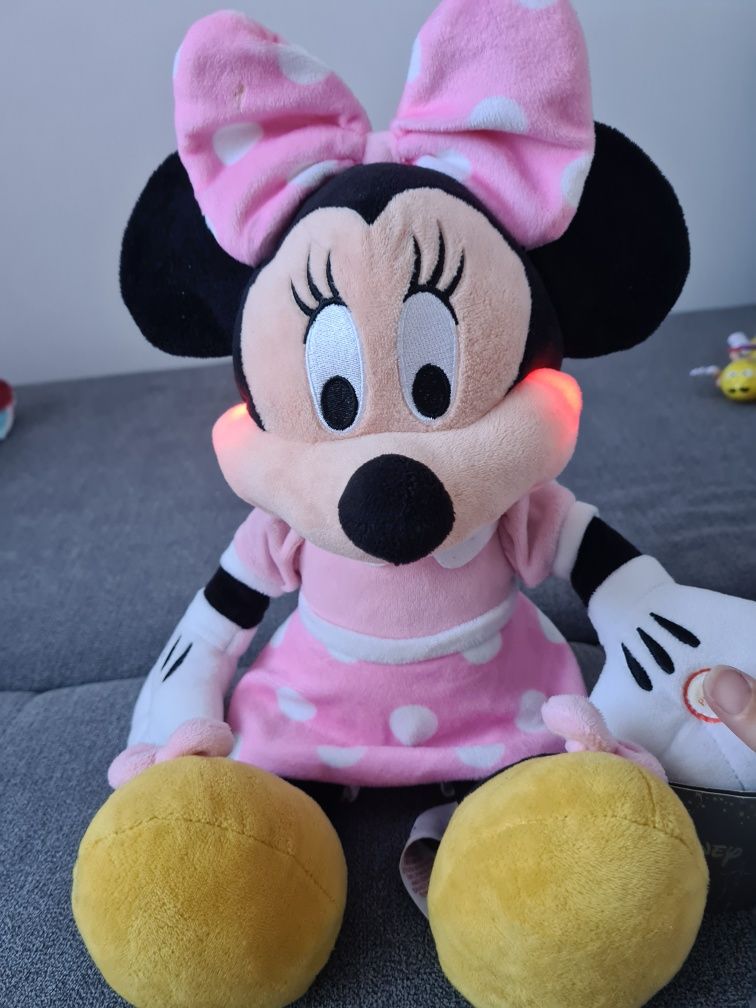 Minnie nou cu eticheta si cu lumini