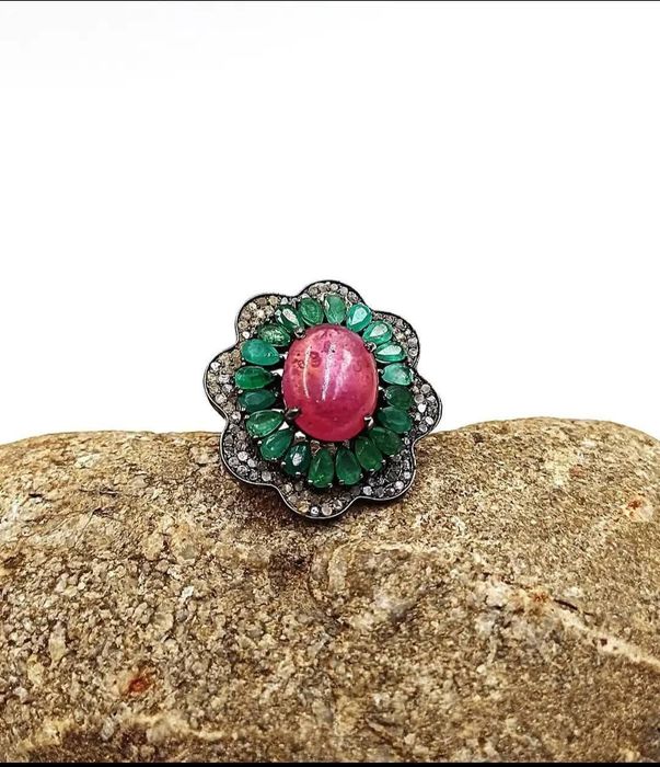 UNICAT - inel argint si rubine - smaralde - diamante naturale