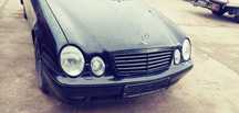 Dezmembrez Mercedes-Benz clk 320 w208
