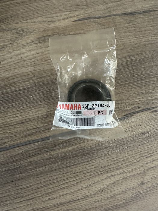 Yamaha части за 30 лв всички