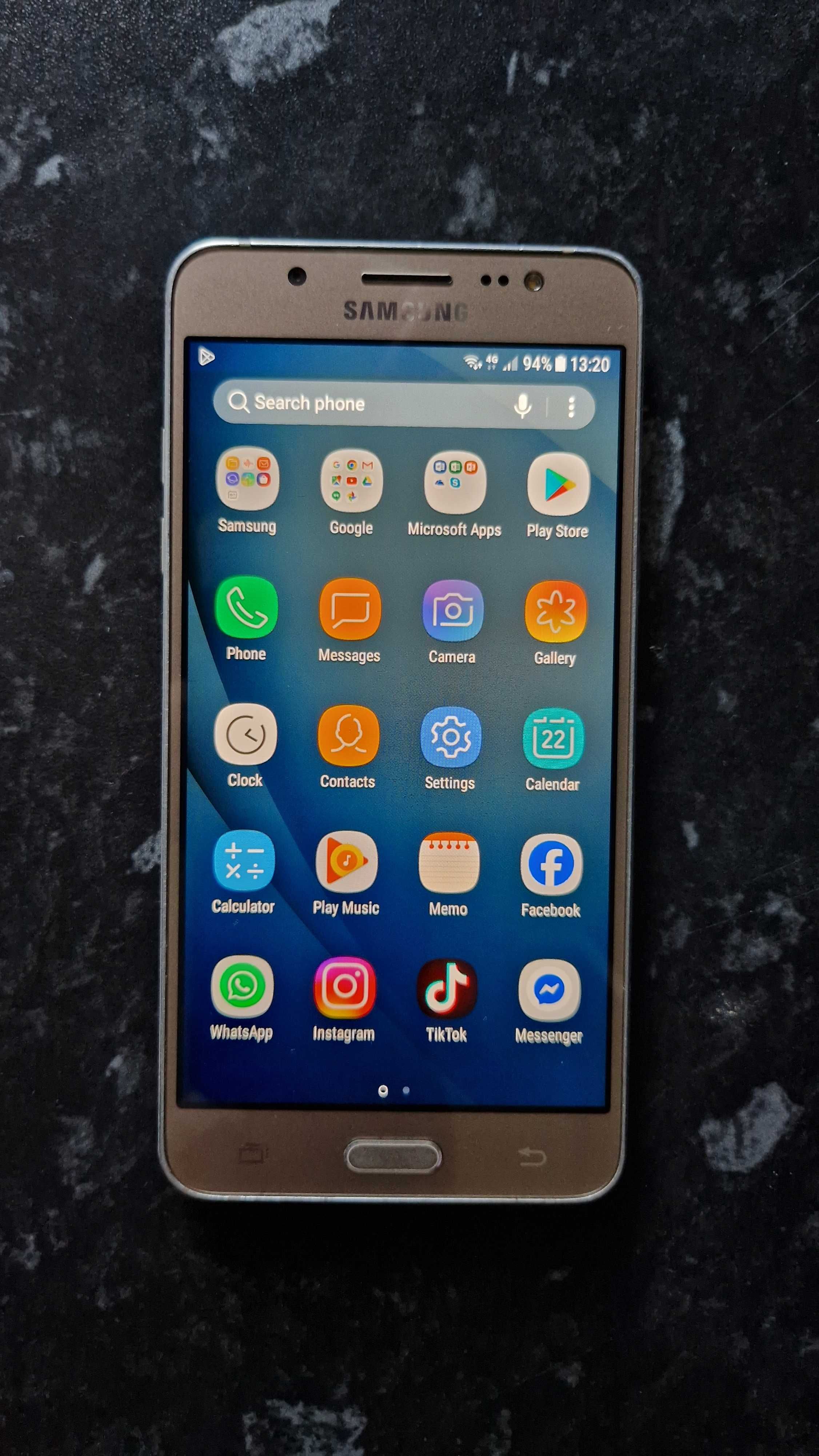 Vand Telefon Samsung J5 Gold cu 4G/LTE !! Dual Sim Liber !! la 250lei
