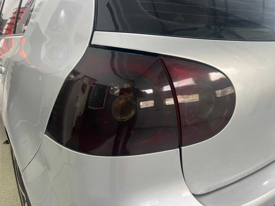 Folie Faruri și Stopuri – Transparentă sau Fumurie