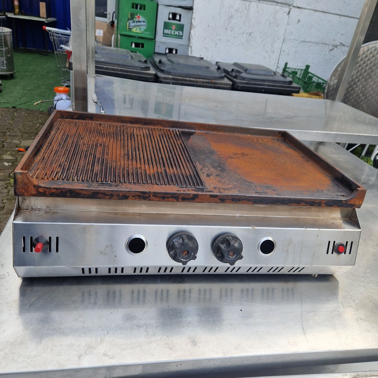 Grill electric sau gaz cu banc, aparat pentru gatit neted si striat,