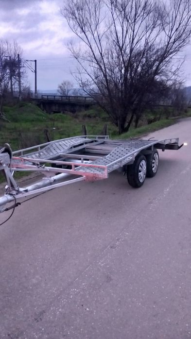 Vand sau schimb platforma auto