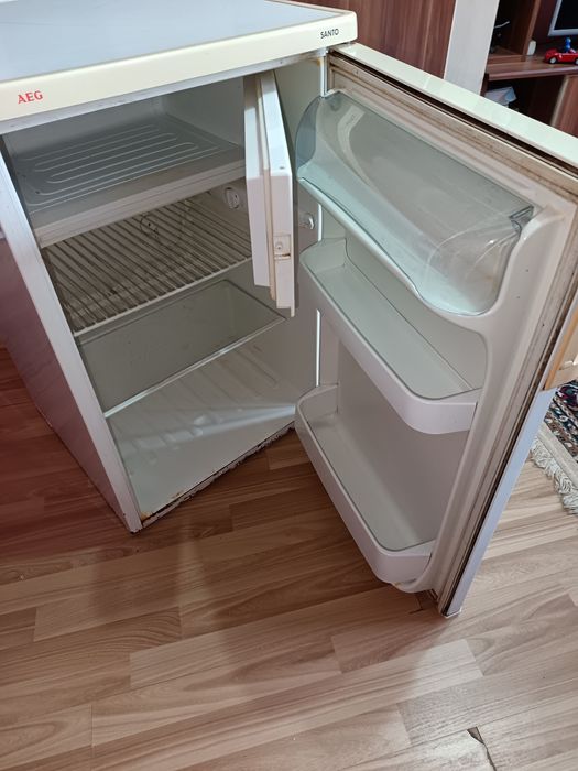 Frigider cu congelator