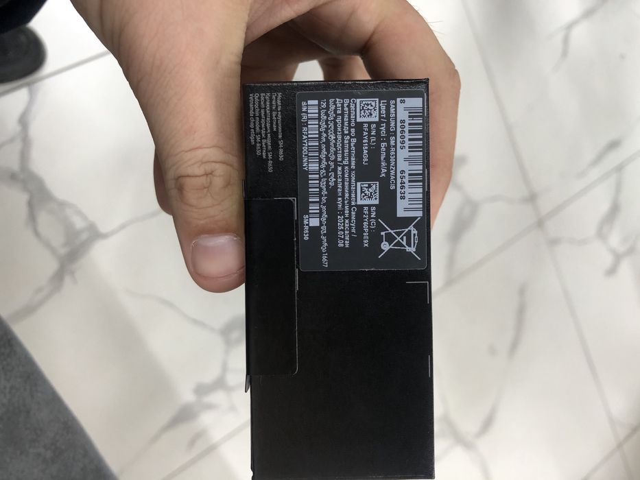 Продается наушник Samsung Galaxy Buds3 Pro