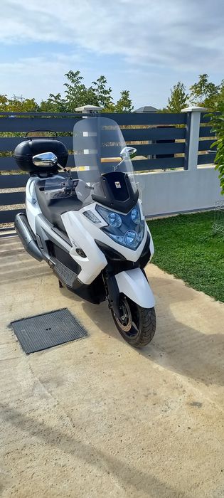 Kymco myroad 700i / schimb cu moto