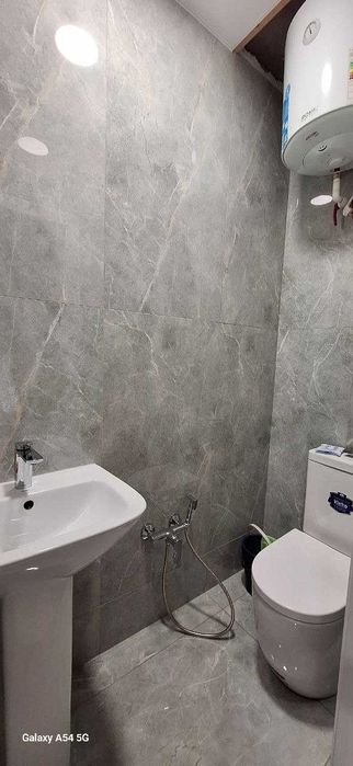 Аренда. Метро Новза. Банковский Дом с ремонтом.