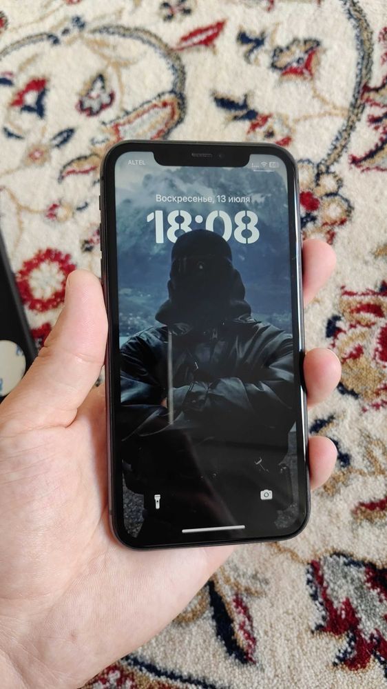 2 телефона Huawei P50 Pro 8/256 и айфон 11 только нал срочно