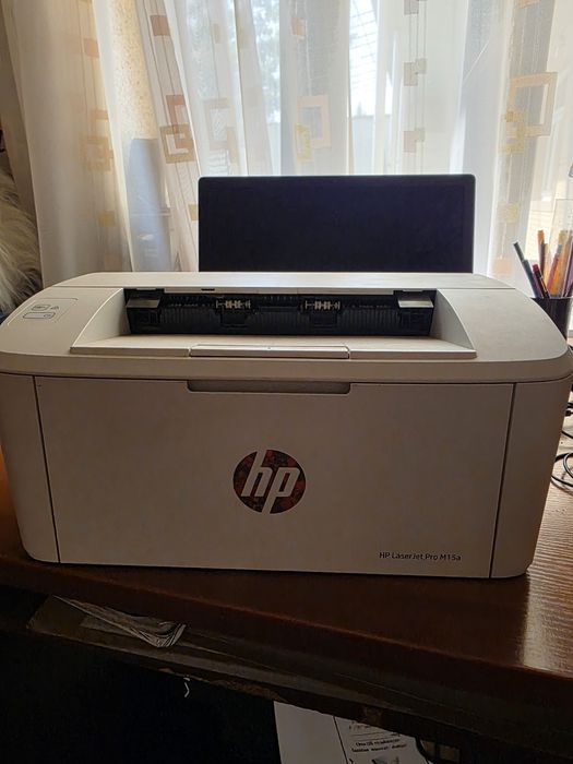 Printer HP M15a.
