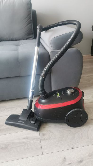 Продавам прахосмукачка