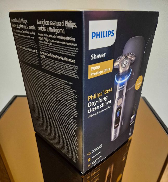 Philips i9000 Prestige Ultra Електрическа самобръсначка (ПЦ: 999лв)