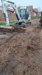 Inchiriez/Execut lucrări cu miniexcavator de 5 tone.