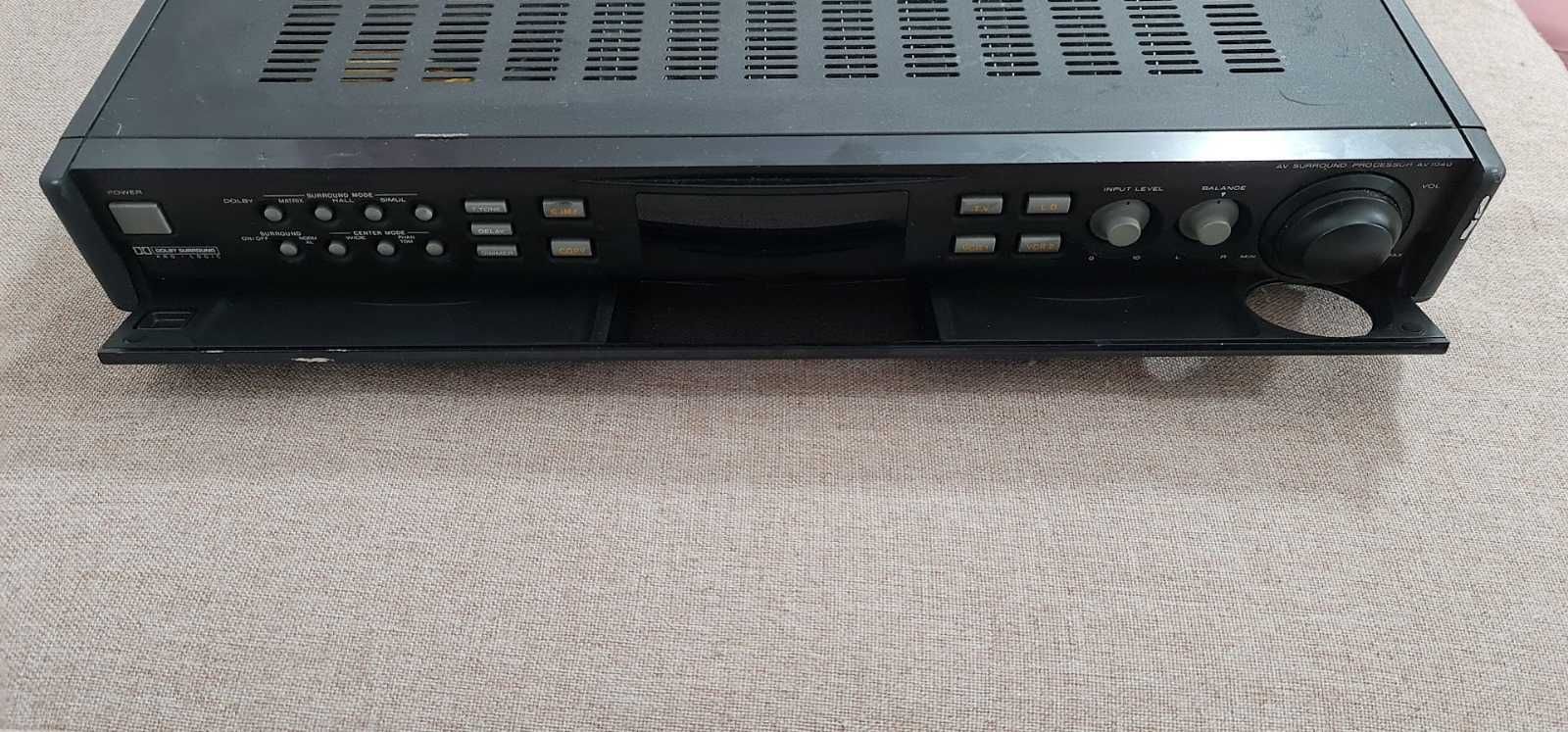 procesor sunet Marantz AV1040 / Marantz AV-1040 Surround Amplifier