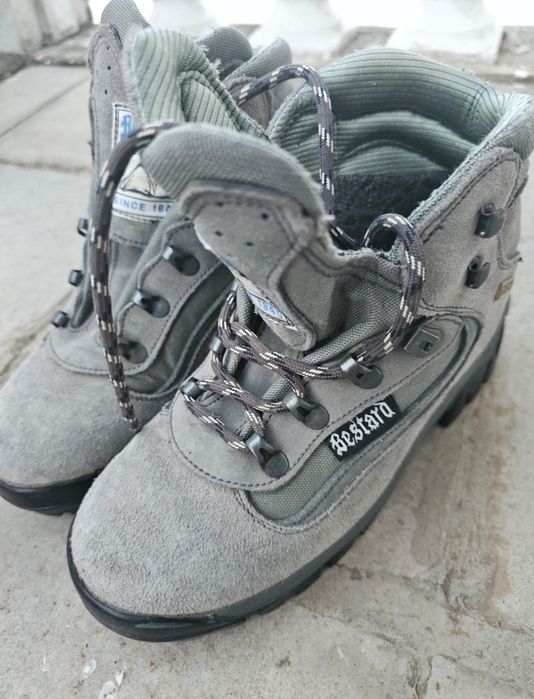 чисто нови туризъм работни 38/44.  от Германия